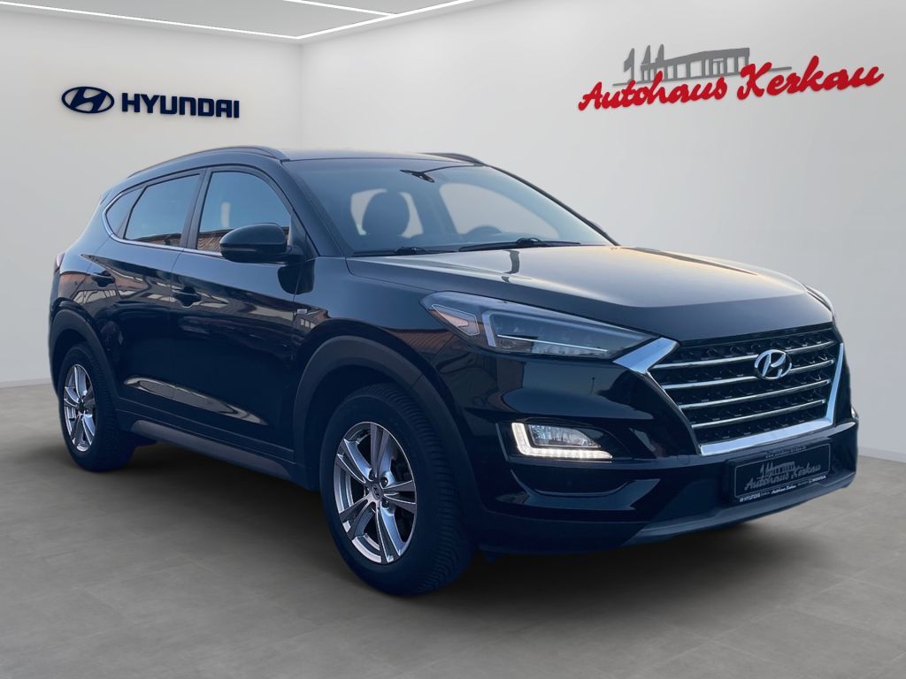 Fahrzeugabbildung Hyundai Tucson 2.0CRDi Style 4WD 8G-Autm. *Krell*8fach b