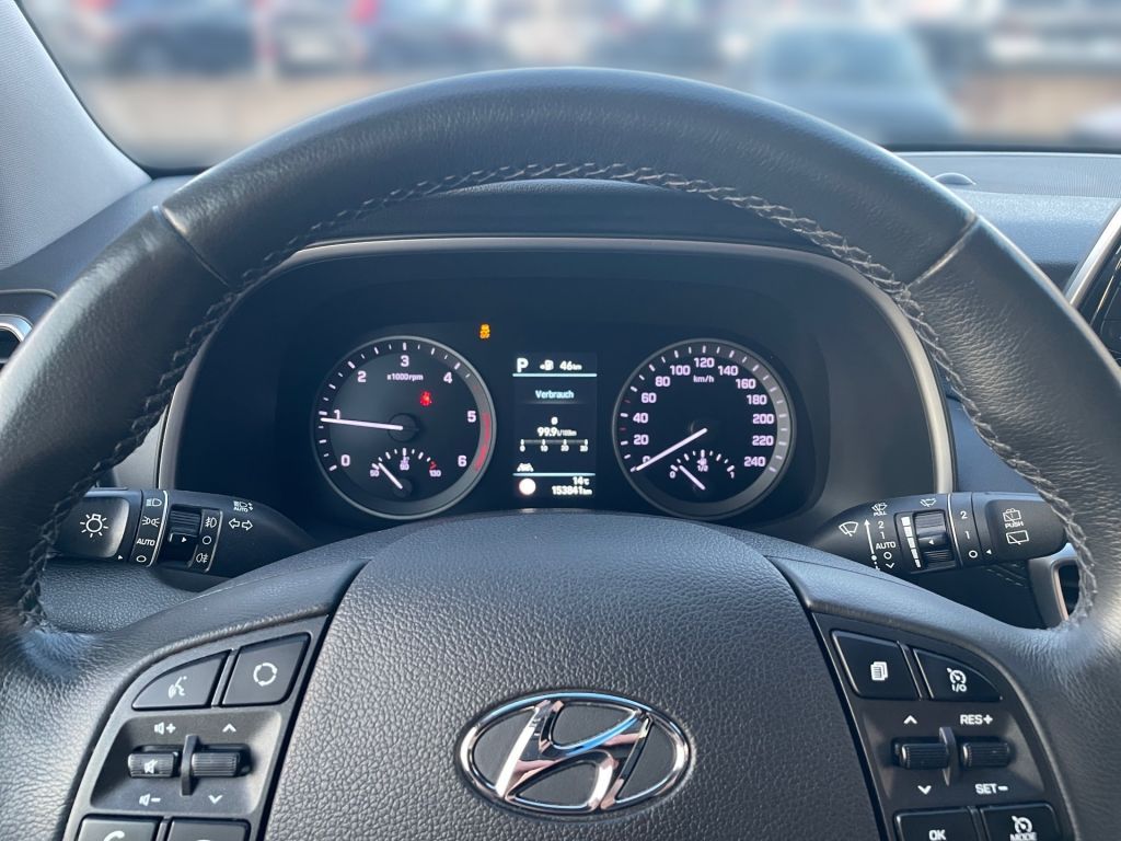 Fahrzeugabbildung Hyundai Tucson 2.0CRDi Style 4WD 8G-Autm. *Krell*8fach b