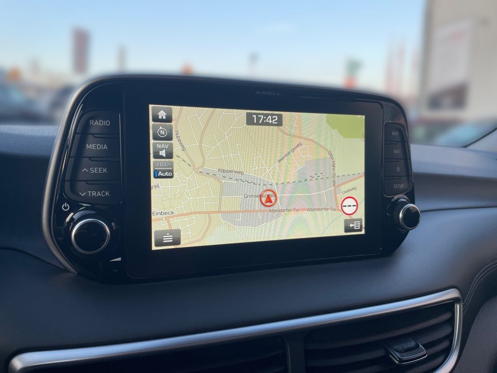 Fahrzeugabbildung Hyundai Tucson 2.0CRDi Style 4WD 8G-Autm. *Krell*8fach b