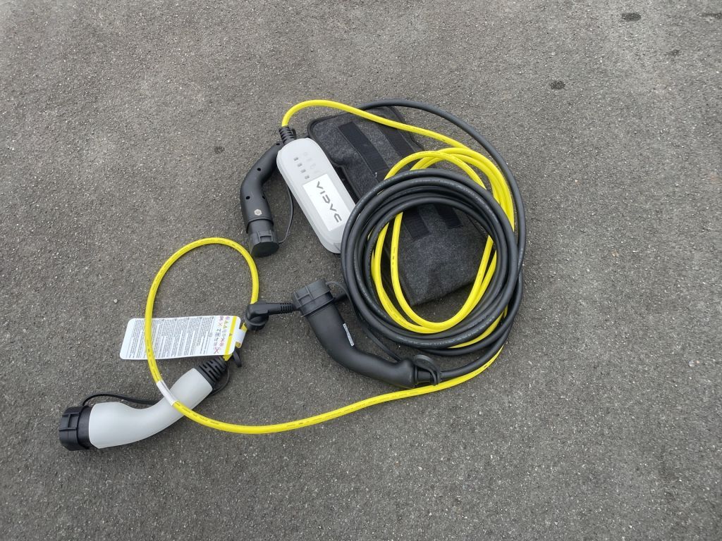 Fahrzeugabbildung Dacia Spring ESSENTIAL * Optionspaket Expression *