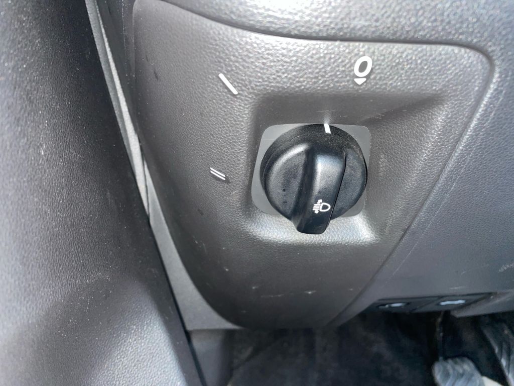 Fahrzeugabbildung Dacia Spring ESSENTIAL * Optionspaket Expression *