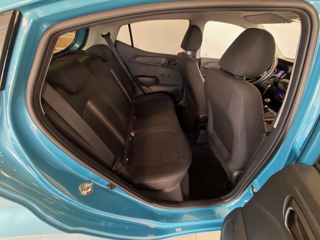 Fahrzeugabbildung Hyundai i10 1.0 EDITION 30 Carplay+Sitz u.Lenkradheizung