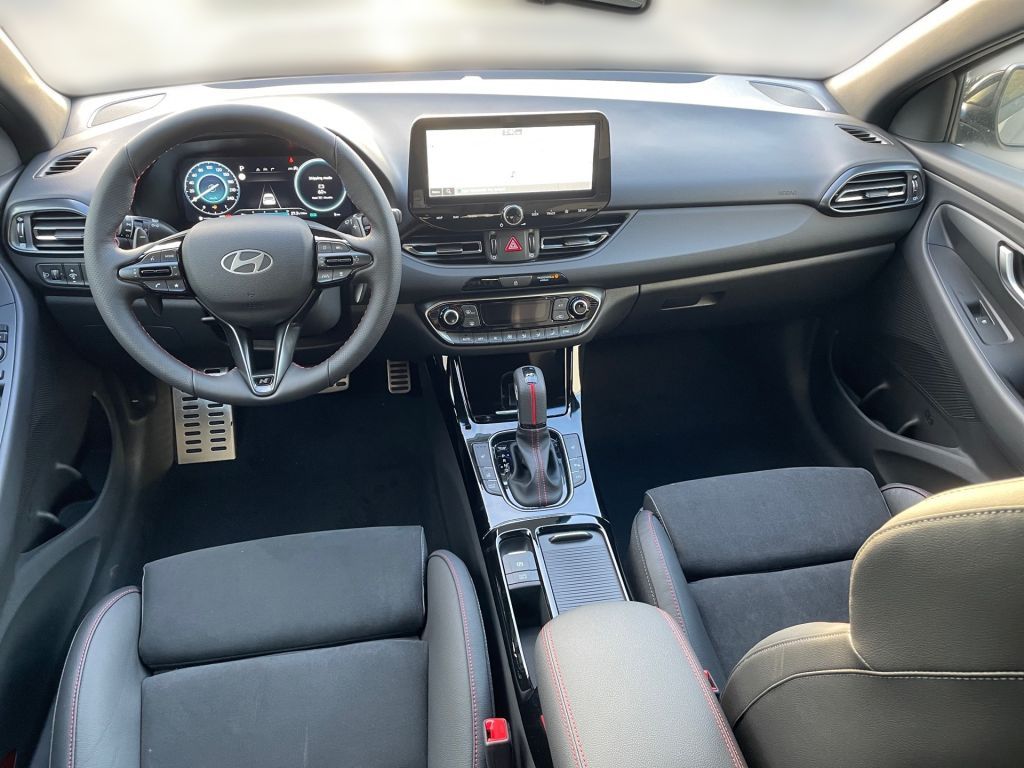 Fahrzeugabbildung Hyundai i30 1.5 T-GDI 48V DCT N Line Sitz-P.+Pano