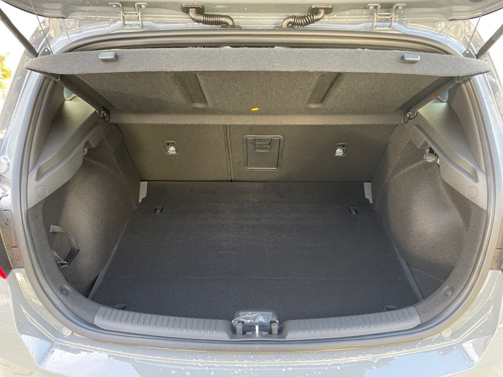 Fahrzeugabbildung Hyundai i30 1.5 T-GDI 48V DCT N Line Sitz-P.+Pano