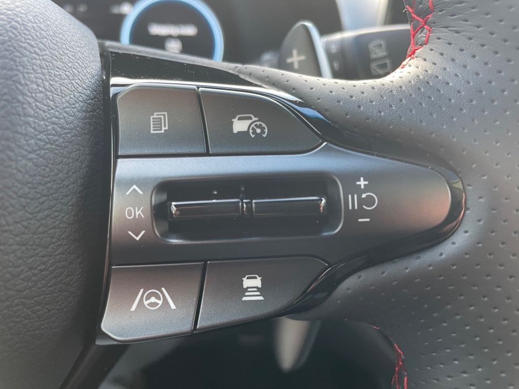 Fahrzeugabbildung Hyundai i30 1.5 T-GDI 48V DCT N Line Sitz-P.+Pano