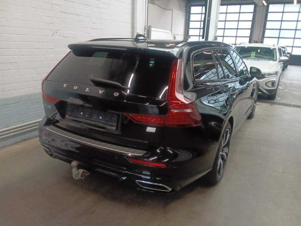 Fahrzeugabbildung Volvo V60 T6 AWD Recharge Geartronic RDesign +AHK+WR+