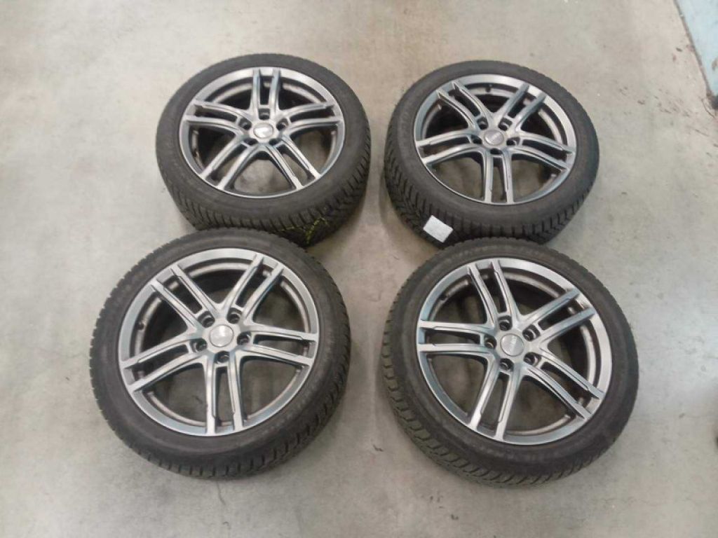 Fahrzeugabbildung Volvo V60 T6 AWD Recharge Geartronic RDesign +AHK+WR+