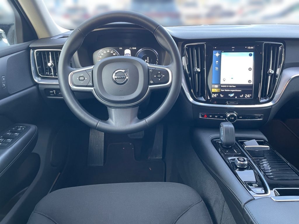 Fahrzeugabbildung Volvo V60 T6  Recharge Inscription Expression +AHK+WR+