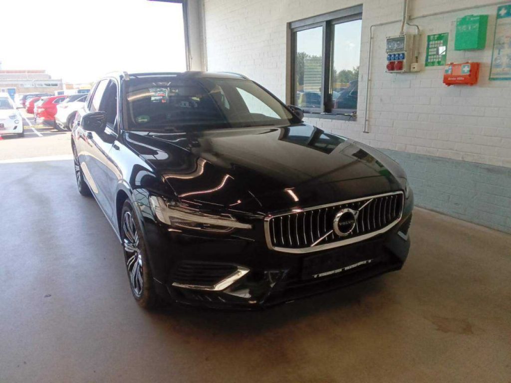 Fahrzeugabbildung Volvo V60 T6 Recharge Inscription Expression +AHK+WR+
