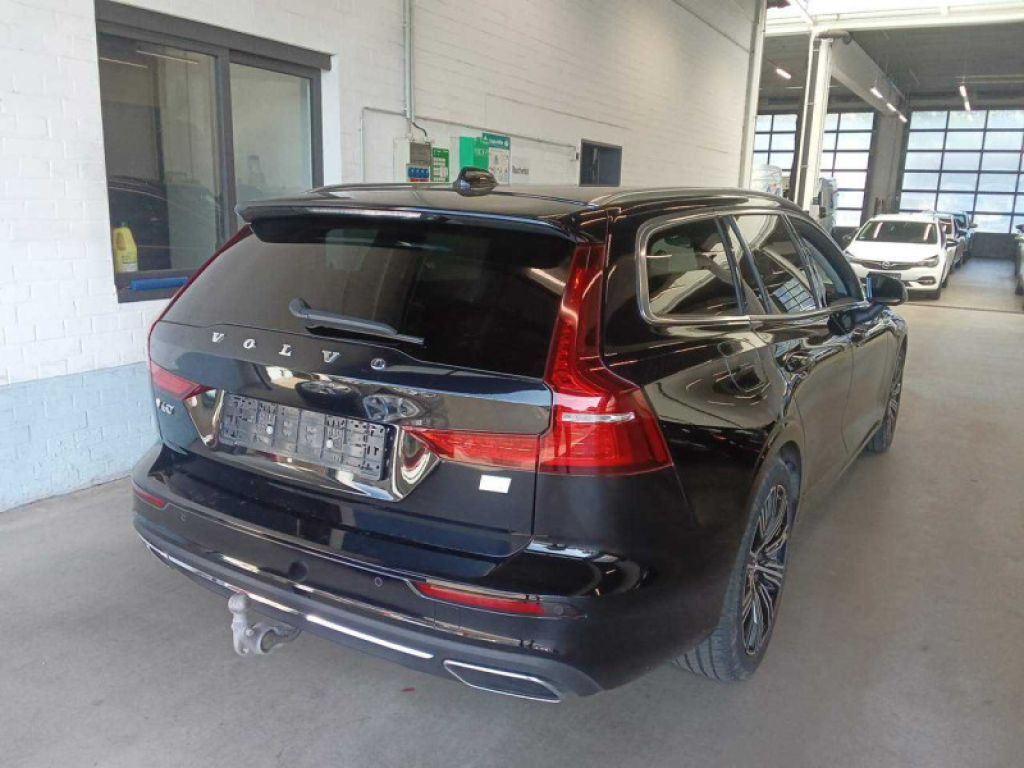 Fahrzeugabbildung Volvo V60 T6 Recharge Inscription Expression +AHK+WR+