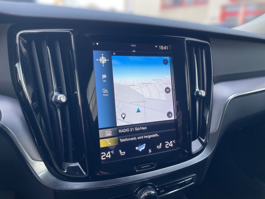 Fahrzeugabbildung Volvo V60 T6  Recharge Inscription Expression +AHK+WR+