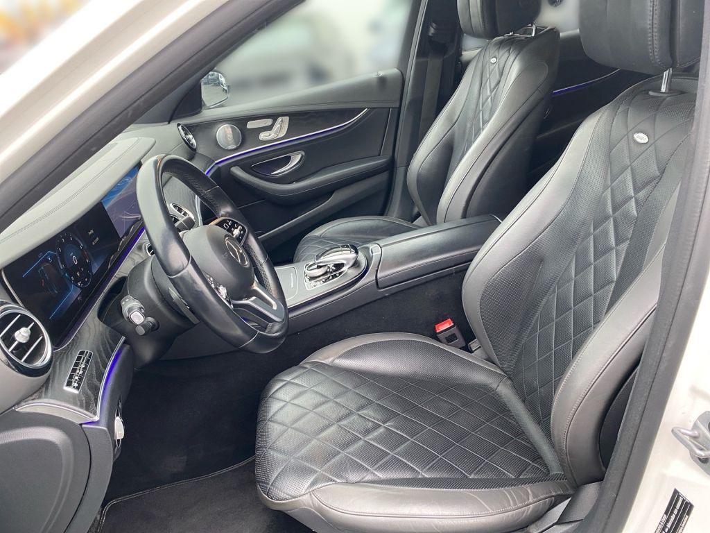 Fahrzeugabbildung Mercedes-Benz E 400d T 9G *designo*Widescreen*Pano*HUD*Standhz