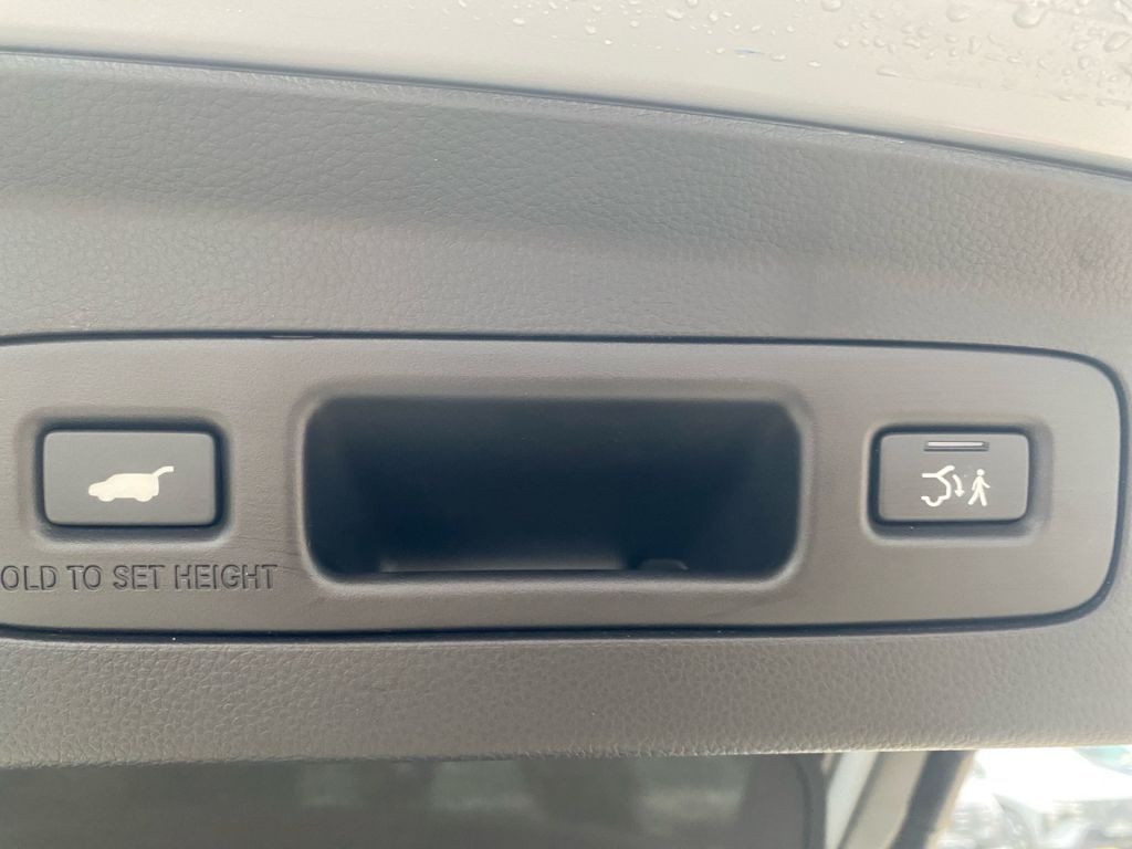 Fahrzeugabbildung Honda HR-V e:HEV 1.5 i-MMD Hybrid Advance Style NEU