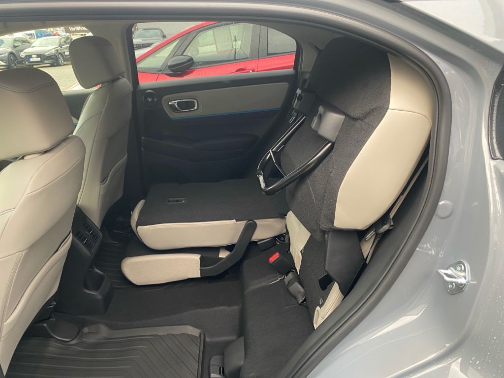 Fahrzeugabbildung Honda HR-V e:HEV 1.5 i-MMD Hybrid Advance Style NEU