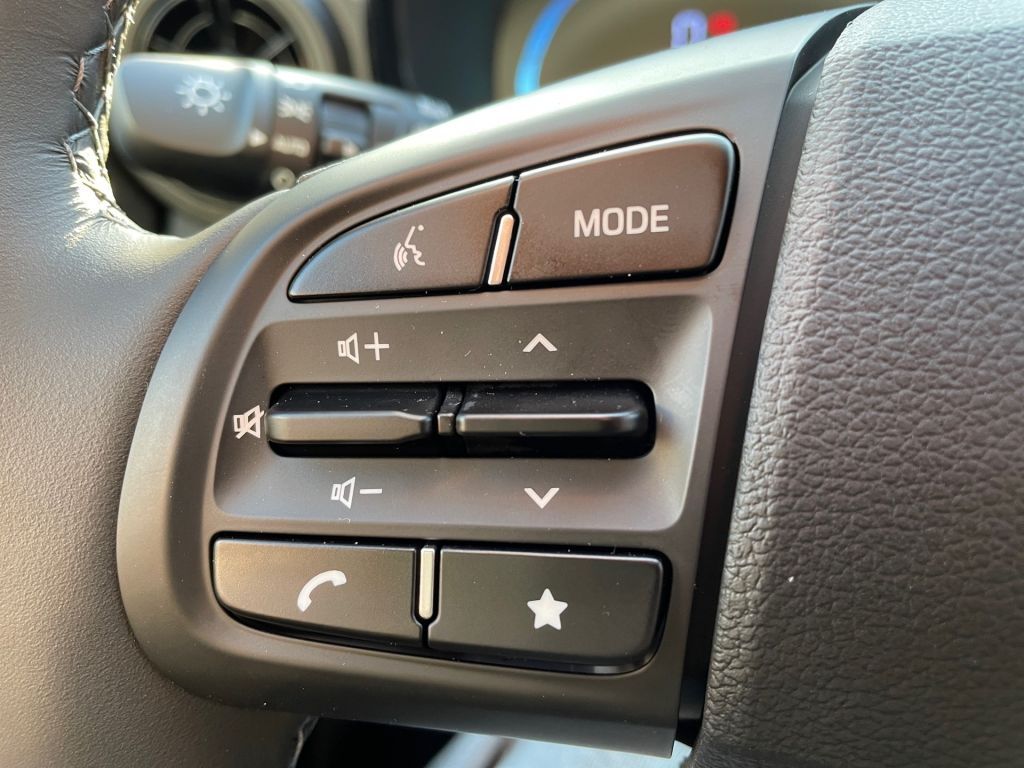 Fahrzeugabbildung Hyundai i10 1.0 Trend * Komfprt-P. * Carplay * R.Kamera*