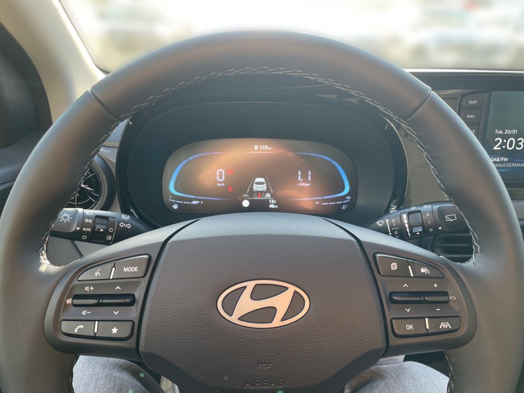 Fahrzeugabbildung Hyundai i10 1.0 Trend * Komfprt-P. * Carplay * R.Kamera*