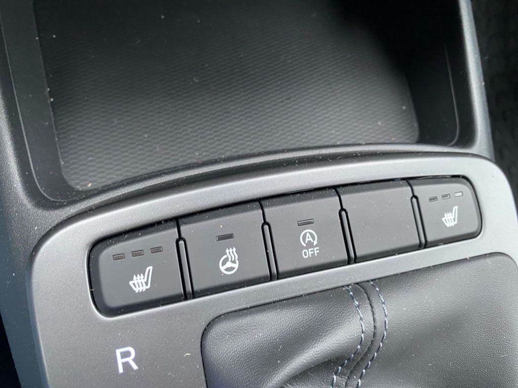 Fahrzeugabbildung Hyundai i10 1.0 AMT Trend *Carplay*R.Kamera*PDC*SHZ+LHZ*