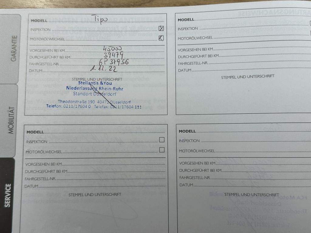 Fahrzeugabbildung Fiat Tipo 1.4 T-Jet Lounge+Carplay+R.Kamera+Sitzheiz.