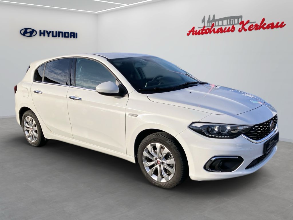 Fahrzeugabbildung Fiat Tipo 1.4 T-Jet Lounge+Carplay+R.Kamera+Sitzheiz.