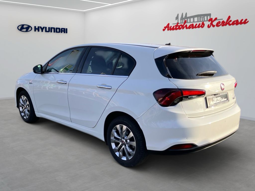 Fahrzeugabbildung Fiat Tipo 1.4 T-Jet Lounge+Carplay+R.Kamera+Sitzheiz.