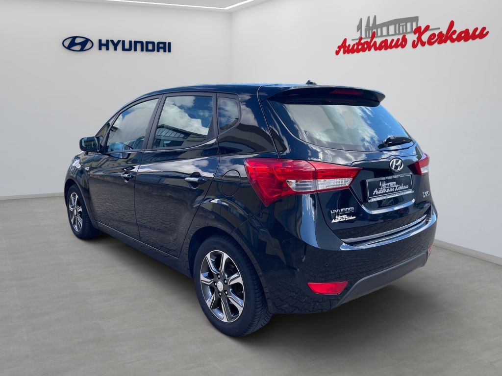 Fahrzeugabbildung Hyundai ix20 1.4 blue YES! Silver *SHZ*LHZ*