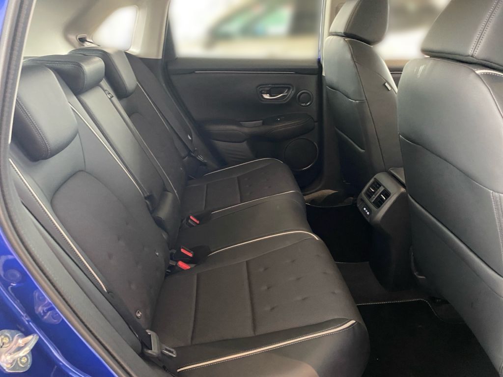 Fahrzeugabbildung Honda ZR-V e:HEV 2.0 i-MMD Hybrid Sport