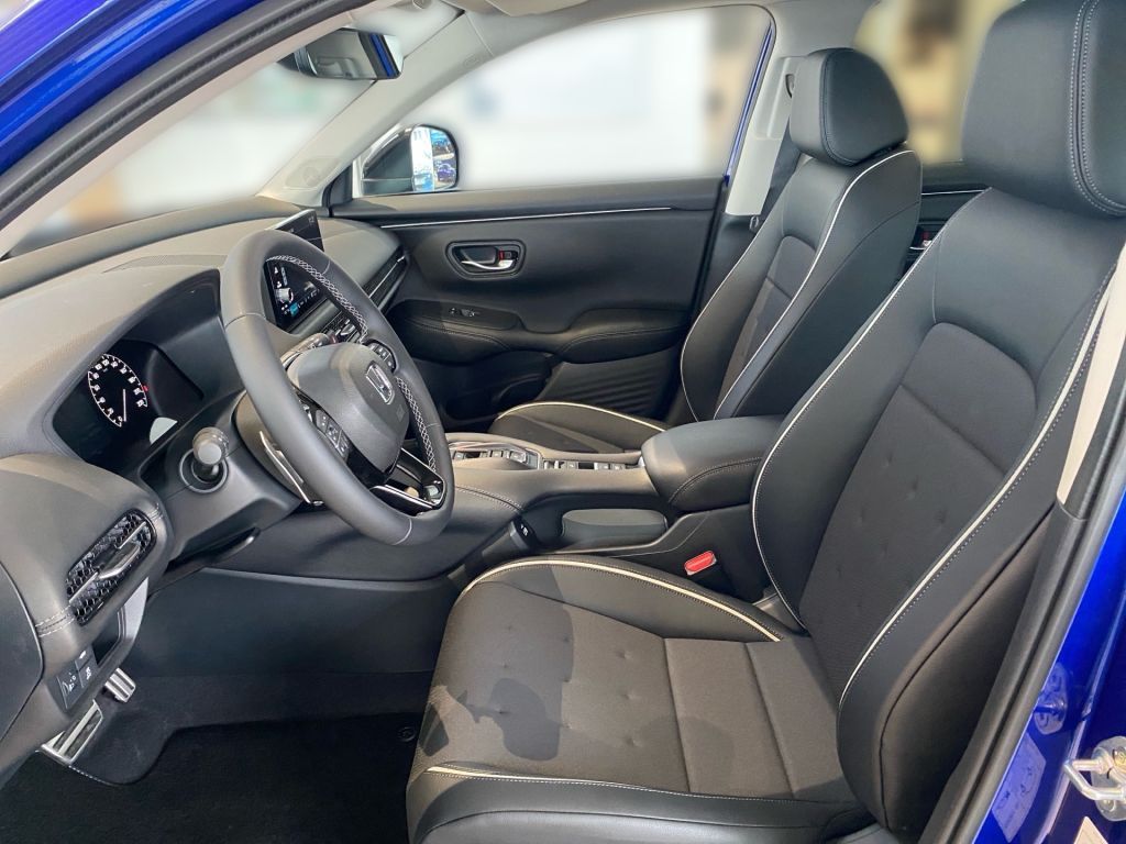 Fahrzeugabbildung Honda ZR-V e:HEV 2.0 i-MMD Hybrid Sport