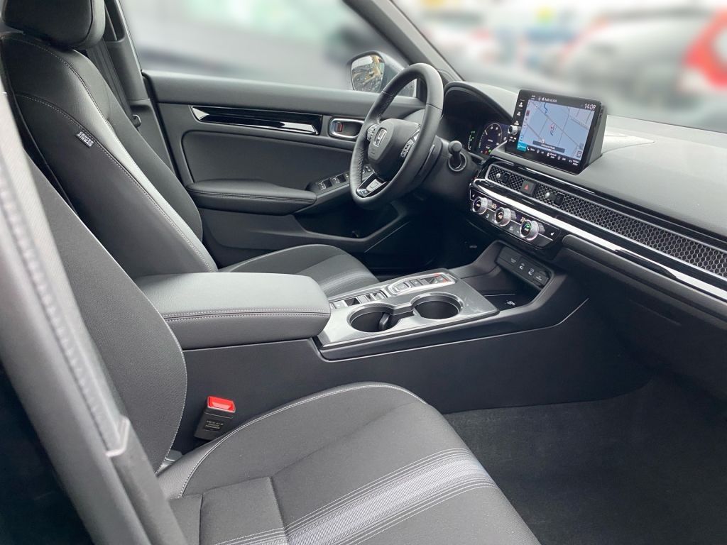 Fahrzeugabbildung Honda Civic e:HEV 2.0 i-MMD Hybrid Sport (FE)