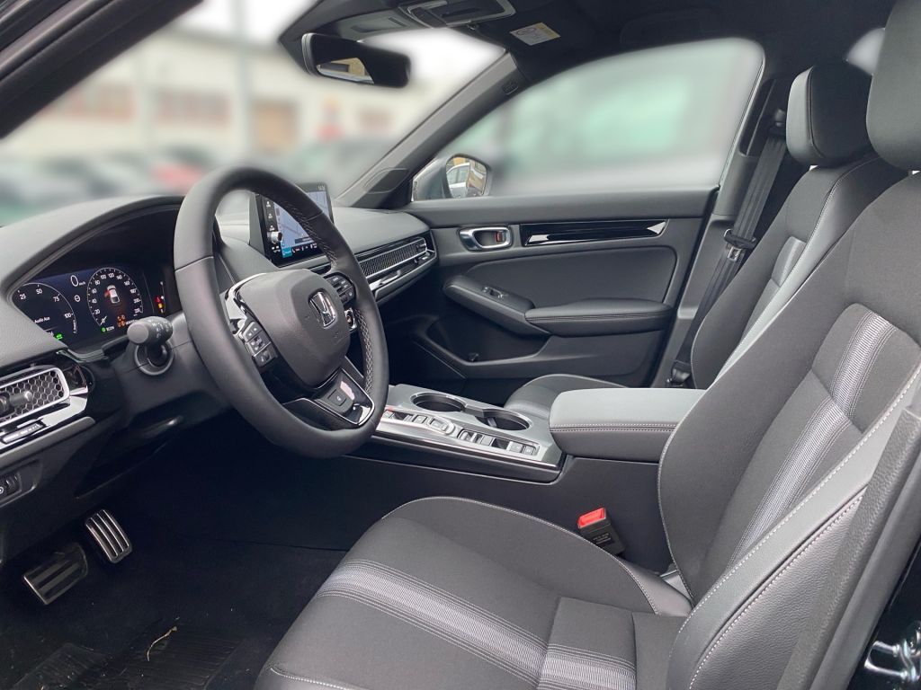 Fahrzeugabbildung Honda Civic e:HEV 2.0 i-MMD Hybrid Sport (FE)