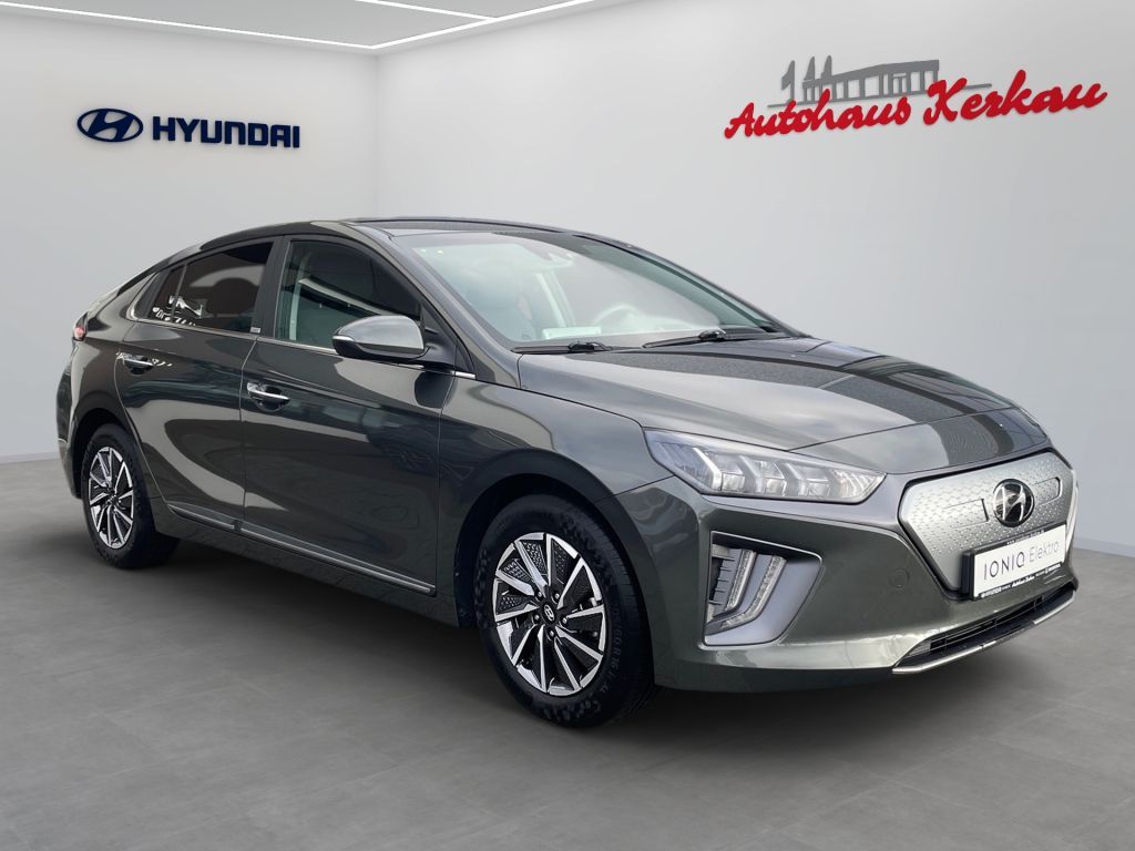 Fahrzeugabbildung Hyundai IONIQ Elektro Style *LED*SHZ*LHZ*R.KAMERA*