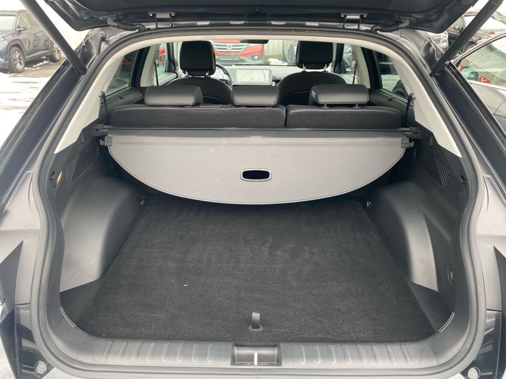 Fahrzeugabbildung Hyundai IONIQ 5 58 kWh Uniq *Wärmepumpe*SHZ hinten*