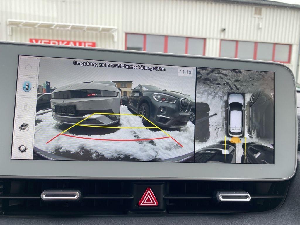 Fahrzeugabbildung Hyundai IONIQ 5 58 kWh Uniq *Wärmepumpe*SHZ hinten*