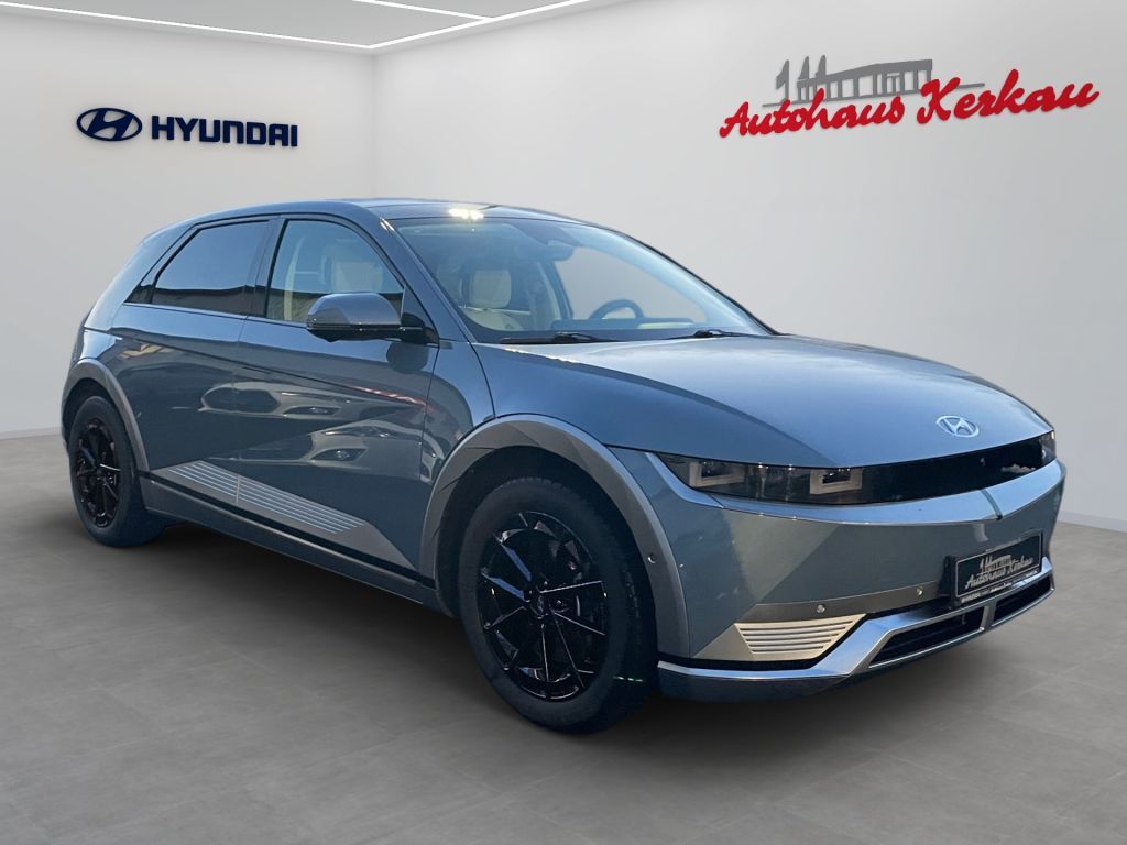 Fahrzeugabbildung Hyundai IONIQ 5 77,4 kWh 4WD Uniq,Relax,Pano,Assistenz