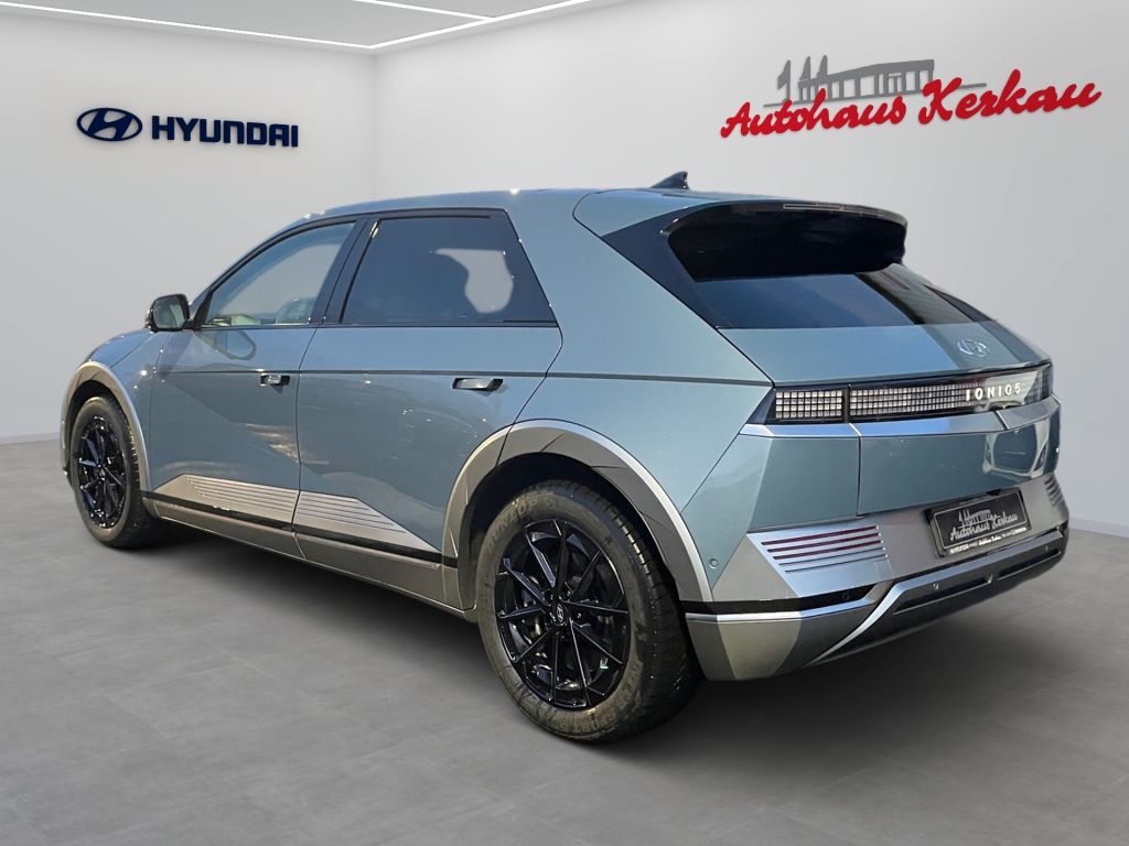 Fahrzeugabbildung Hyundai IONIQ 5 77,4 kWh 4WD Uniq,Relax,Pano,Assistenz