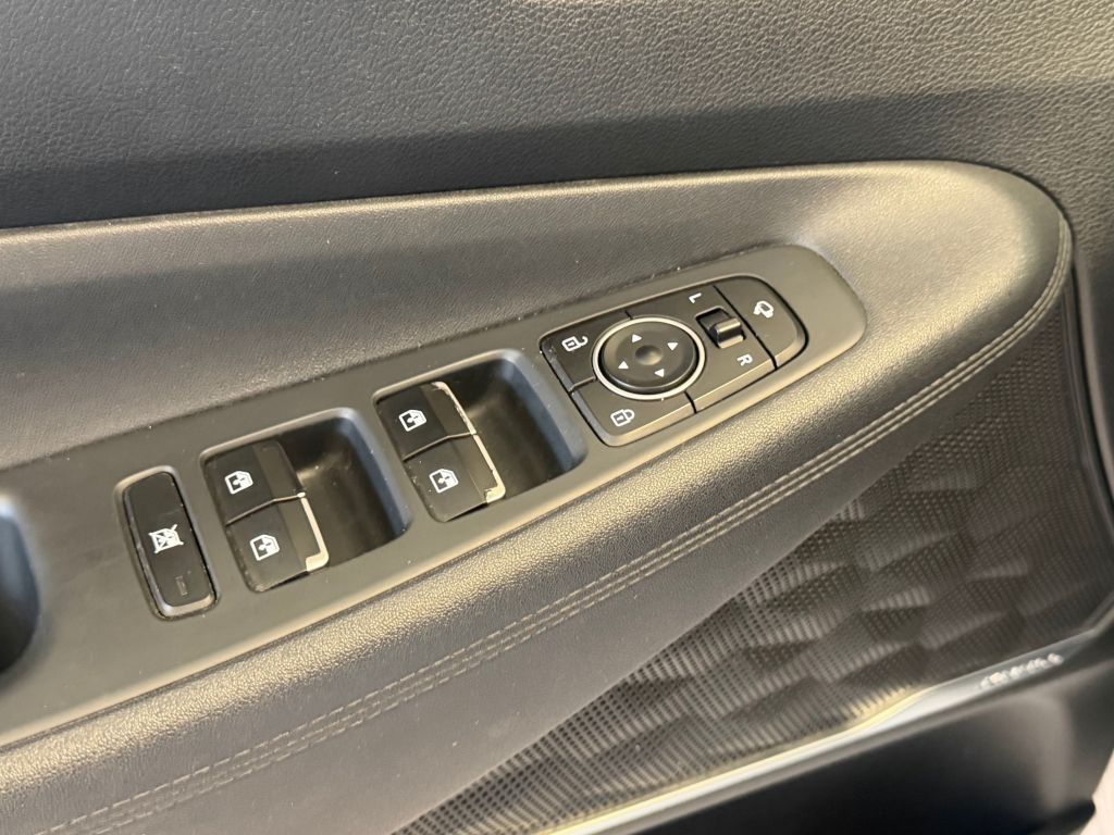 Fahrzeugabbildung Hyundai Santa Fe 2.0 CRDi 2WD Trend