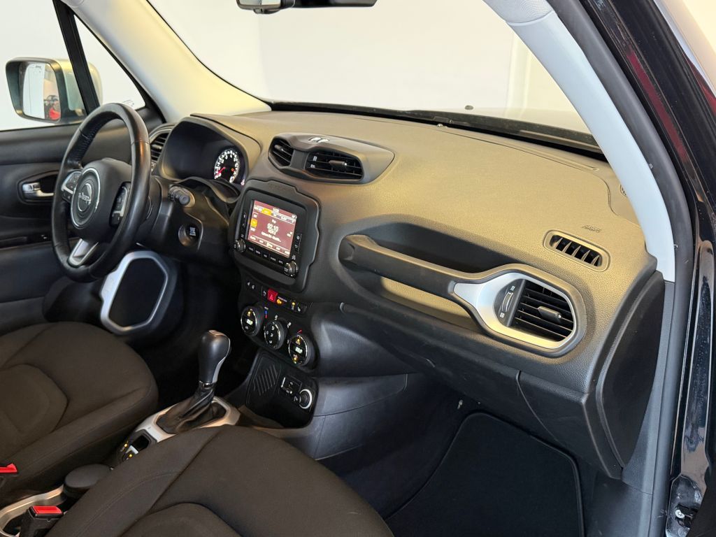 Fahrzeugabbildung Jeep Renegade 1.4 MultiAir DSG Limited 8-Fach bereift