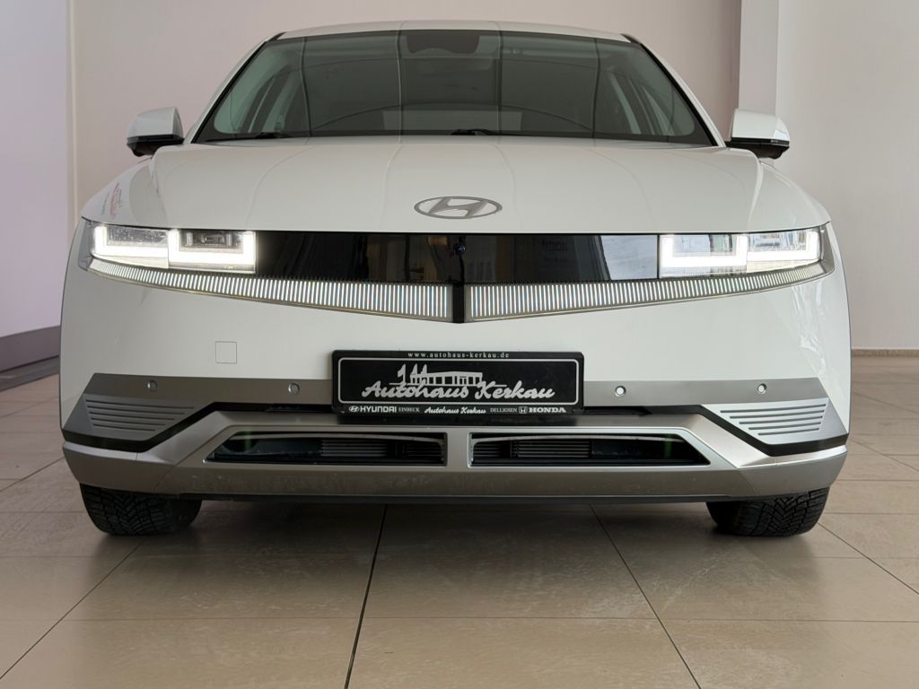 Fahrzeugabbildung Hyundai IONIQ 5 77,4 kWh 4WD Uniq * Relax-Paket * SOH 99