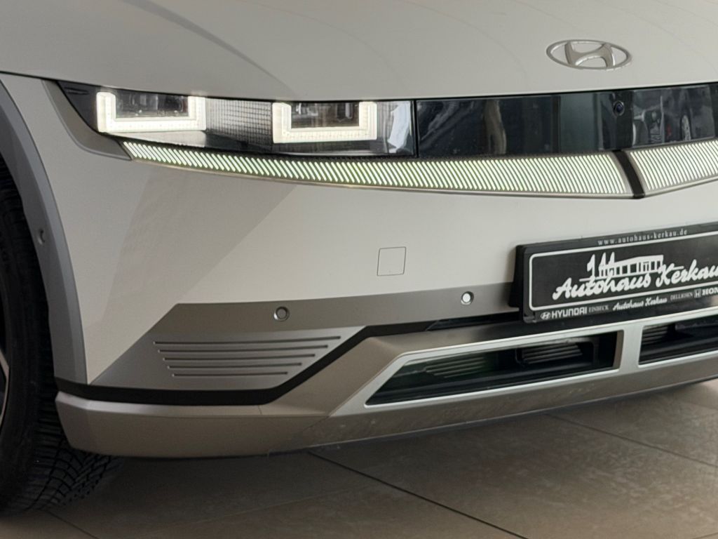 Fahrzeugabbildung Hyundai IONIQ 5 77,4 kWh 4WD Uniq * Relax-Paket * SOH 99