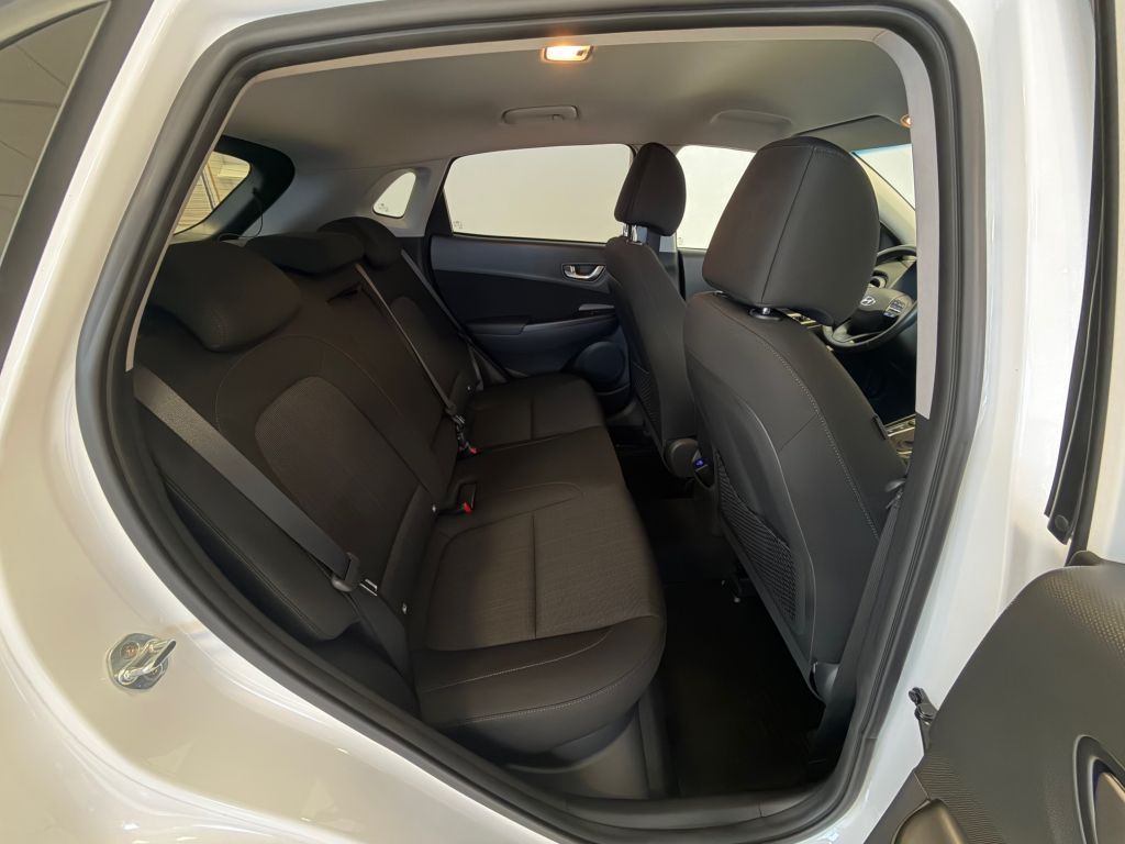 Fahrzeugabbildung Hyundai KONA 1.6 CRDi DCT Prime +Navi+LED+Assistenzpak.+