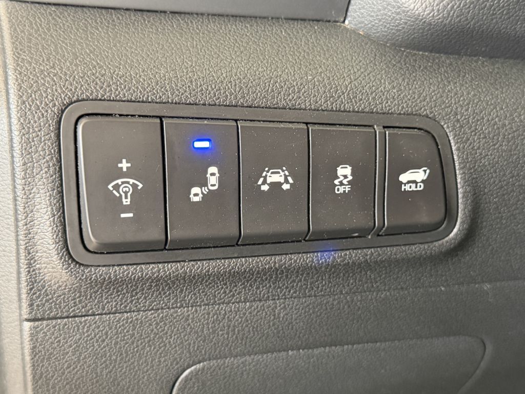 Fahrzeugabbildung Hyundai Tucson 2.0 CRDi 4WD Automatik Premium