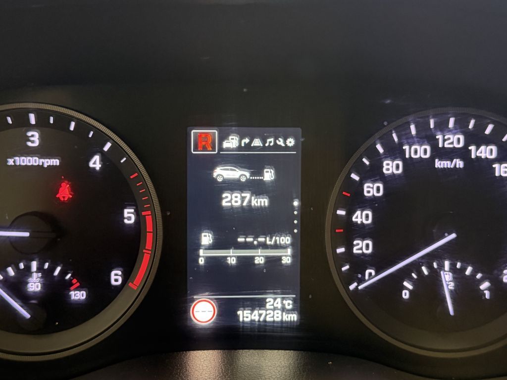 Fahrzeugabbildung Hyundai Tucson 2.0 CRDi 4WD Automatik Premium
