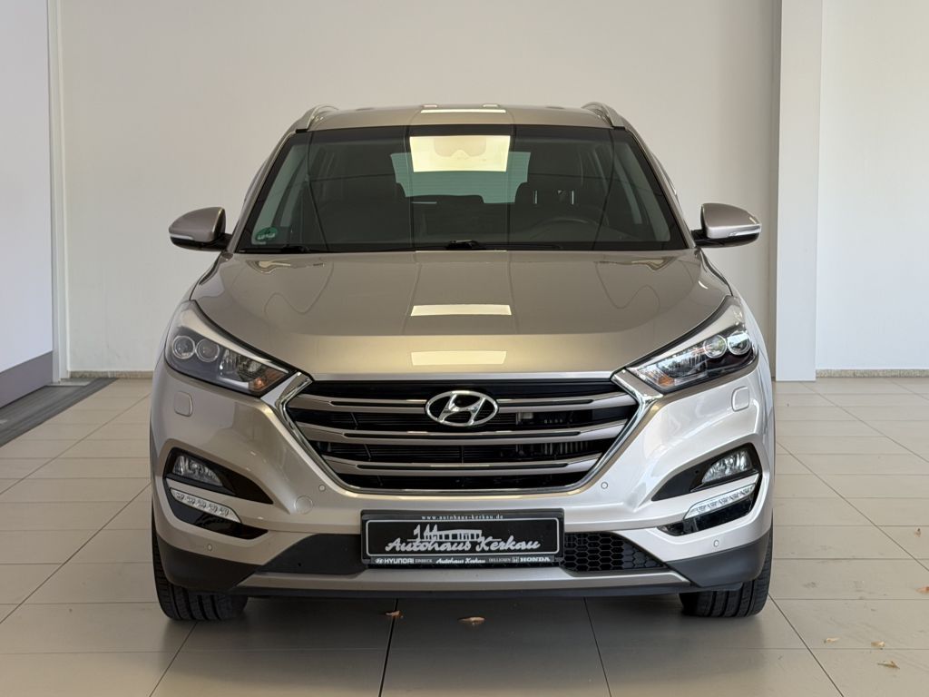 Fahrzeugabbildung Hyundai Tucson 2.0 CRDi 4WD Automatik Premium