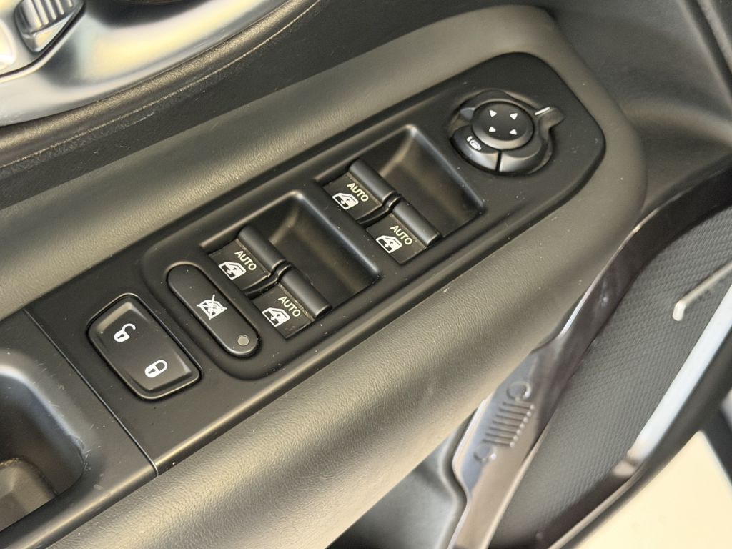 Fahrzeugabbildung Jeep Renegade 1.3 T-GDI 4xe PLUG-IN Hybrid Automatik