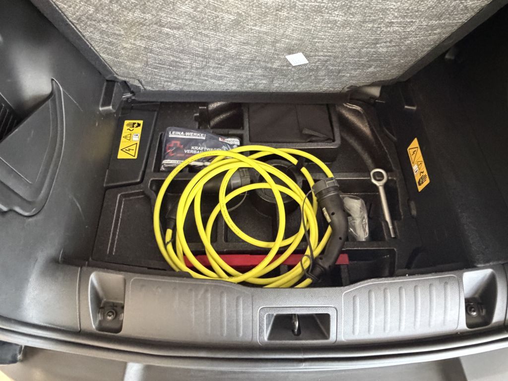 Fahrzeugabbildung Jeep Renegade 1.3 T-GDI 4xe PLUG-IN Hybrid Automatik