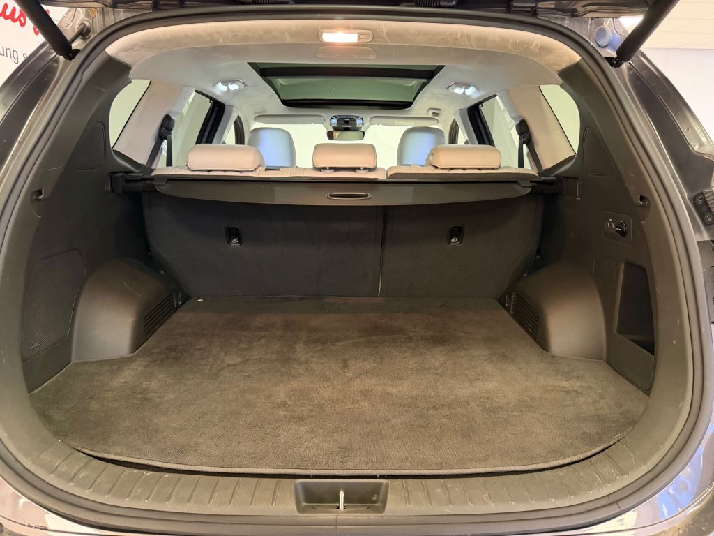 Fahrzeugabbildung Hyundai SANTA FE 1.6 PHEV 4WD Signature+Pano+360°+AHK+