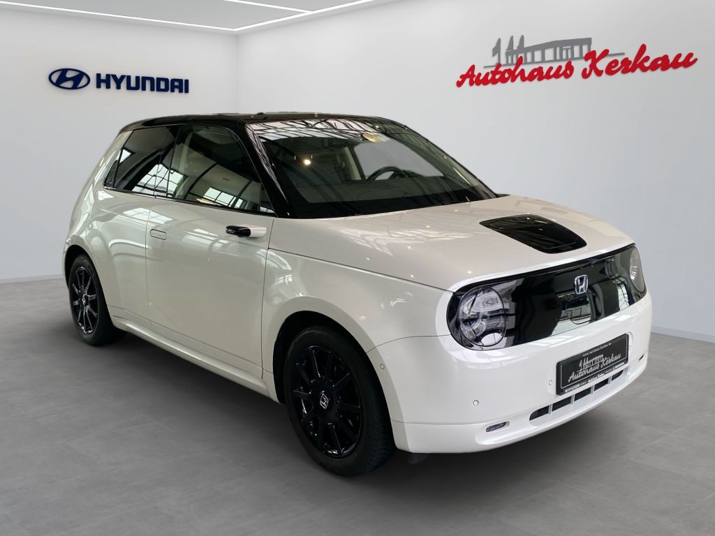 Fahrzeugabbildung Honda Honda e Advance-Paket Style + 8 fach bereift +