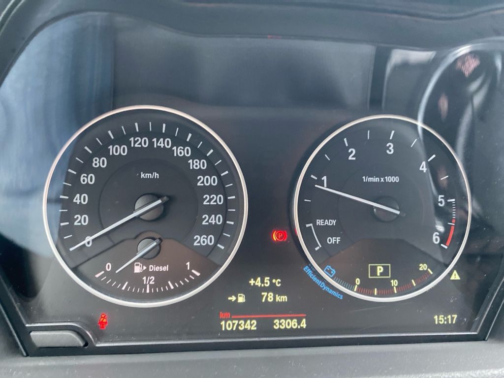 Fahrzeugabbildung BMW X1 xDrive20d Aut. xLinee+8fach bereift