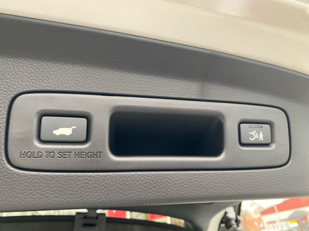 Fahrzeugabbildung Honda HR-V e:HEV 1.5 i-MMD Hybrid Advance (RV/RV)