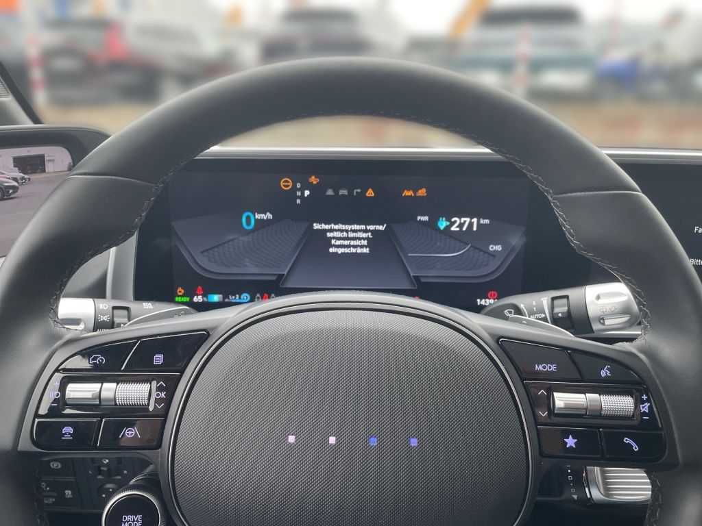 Fahrzeugabbildung Hyundai IONIQ 6 77,4 kWh Uniq*Pano