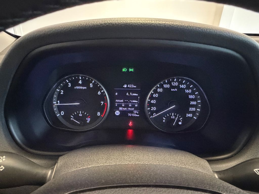 Fahrzeugabbildung Hyundai i30 1.4 Trend +Navi+Sitzheizung+Carplay+R.Kamera